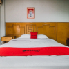 Отель RedDoorz Plus near Senen 2, фото 12