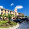 Отель Comfort Suites Waycross, фото 1