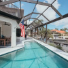 Отель Olive Ct. 950 Marco Island Vacation Rental 5 Bedroom Home by Redawning, фото 16