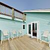 Отель LP11 Beach House on Stilts, Ocean View from Deck, Large Master Suite, Keurig Coffee Maker, фото 22