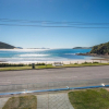 Отель Beach House 72A Marine Drive - Fingal Bay, фото 16