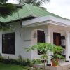 Отель Family Friendly 2bed Villa With an Amazing Garden!, фото 1