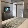Отель Tideview 44 · Walk TO Convention! Modern. Universal& Disney, фото 2