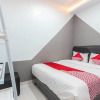 Отель OYO 1070 Kuningan Residence, фото 4
