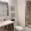 Отель Spacious and Luxurious 3br/2ba near McCormick Place with optional parking, фото 11