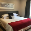 Отель On Special Furnished 2 Bedroom Apartment, фото 5