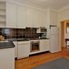 Отель Red Brick Beauty - Central Cottage, фото 5