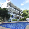 Отель Yuluka Hostel, фото 1
