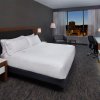 Отель Holiday Inn Hotel & Suites Montreal Centre-ville Ouest, an IHG Hotel, фото 34