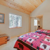 Отель Tahoe Donner Mountain Cabin: Surrounded by Forest!, фото 3