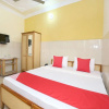 Отель OYO 12967 Hotel Simran, фото 7