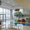 Отель Ocean Overlooking Apartment W Pool Gym Jacuzzi Wifi 502, фото 11