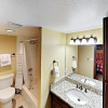 Отель New Listing! Warriors Mark Townhome W/ Hot Tub 3 Bedroom Townhouse, фото 8