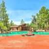 Отель Vibrant Gilbert Gem: Community Pool & Hot Tub, фото 15