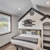 Отель Cranes Landing Hidden Beach Home 3 Bedroom Residence by Redawning в Гринбанке