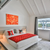 Отель Exclusive Terres Basses Location, Heated Pool, Near Beach, Shops, Restos, AC, Free Wifi, фото 6