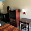 Отель Executive Inn & Suites, фото 11