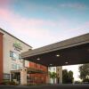 Отель Holiday Inn Express Suites Belmont, an IHG Hotel, фото 1