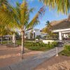 Отель Latitude Luxury Beachfront Complex, фото 14