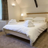 Отель Luxury Lodge With Garden in a Grade II' Listed Estate, фото 6