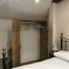 Отель Lovely 1-bed Cottage in Nuneaton, фото 2