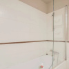 Отель Spacious 4bed in Central Barcelona, 8mins to Metro, фото 8