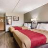Отель Econo Lodge South Olathe, фото 36