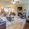 Отель Inn the Woods Suites, фото 9