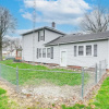 Отель Warm, Bright Upper Sandusky Home: Walk to Downtown, фото 17