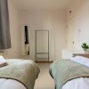 Отель Impeccable 2-bed Apartment in Gateshead в Гейтсхеде