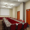 Отель Embassy Suites Hotel Montreal, фото 17