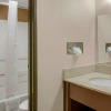 Отель Rodeway Inn, фото 9