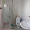 Отель Studio Room Ensuite by the Beach, фото 5