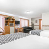 Отель EconoLodge - Kelowna, фото 6