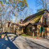 Отель Private Creek, Hot Tub, Huge Deck at Chalet Cabin, фото 19