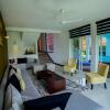 Отель Jasmine Breeze - 4 Bedroom Villa, фото 12