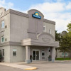 Отель Days Inn by Wyndham Toronto West Mississauga, фото 1