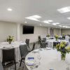 Отель Comfort Inn & Suites Newark Liberty International Airport, фото 12