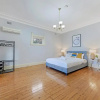 Отель KOZYGURU Campsie Oldie-but-goodie look 4 Bed House NCA011, фото 5