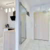 Отель Modern Apartment Close to the Beach, фото 10