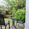 Отель 2 Bedroom Wimbledon House With Garden, фото 11