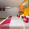 Отель Oyo 802 Two Fo House, фото 11