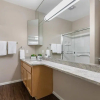 Отель Bellevue Modern 2BD 2BA Apartment, фото 22