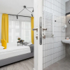 Отель Miodowa Studio Cracow By Renters, фото 9