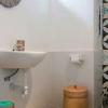 Отель New 2 King Beds, Walk to Beach, Cafes all Else 30 Minutes From Airport, фото 18