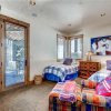 Отель Three Peaks Mountain Lodge, фото 4