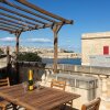 Отель Traditional Maltese Townhouse, Roof Terrace and Views, фото 11