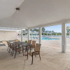 Отель Legends 4537 Girvan Drive Escape, фото 9