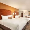 Отель Days Inn & Suites by Wyndham Sherwood Park Edmonton, фото 20