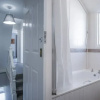 Отель Langland Road - 2 Bedroom Town House, фото 8